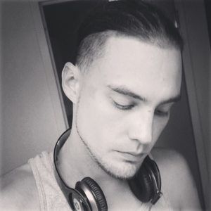 Meet your Posher, Rene